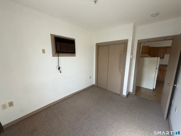 $900 | 277 North Main Street, Unit 3, Winchester, CT 06098