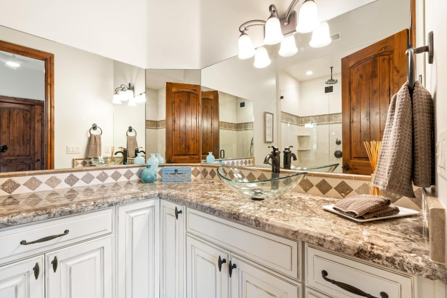 706 Tesoro Road Monterey, CA 93940 - Photo 27 of 50 Gallery Image 27