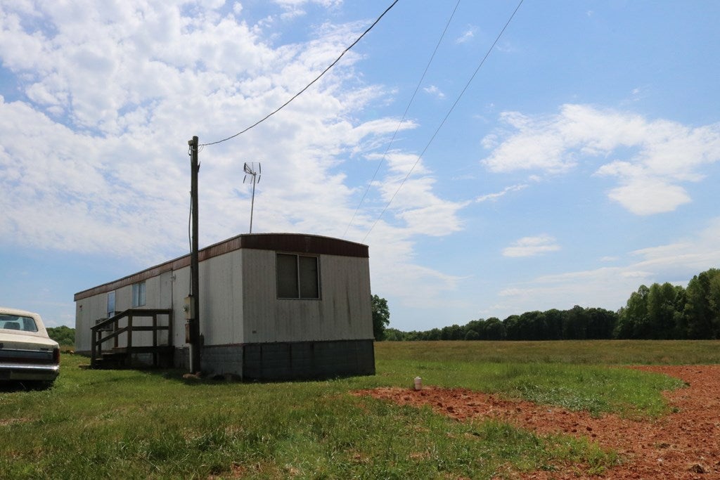 699 Hardtimes Road Farmville, VA 23901 - Photo 11 of 19 Gallery Image 11