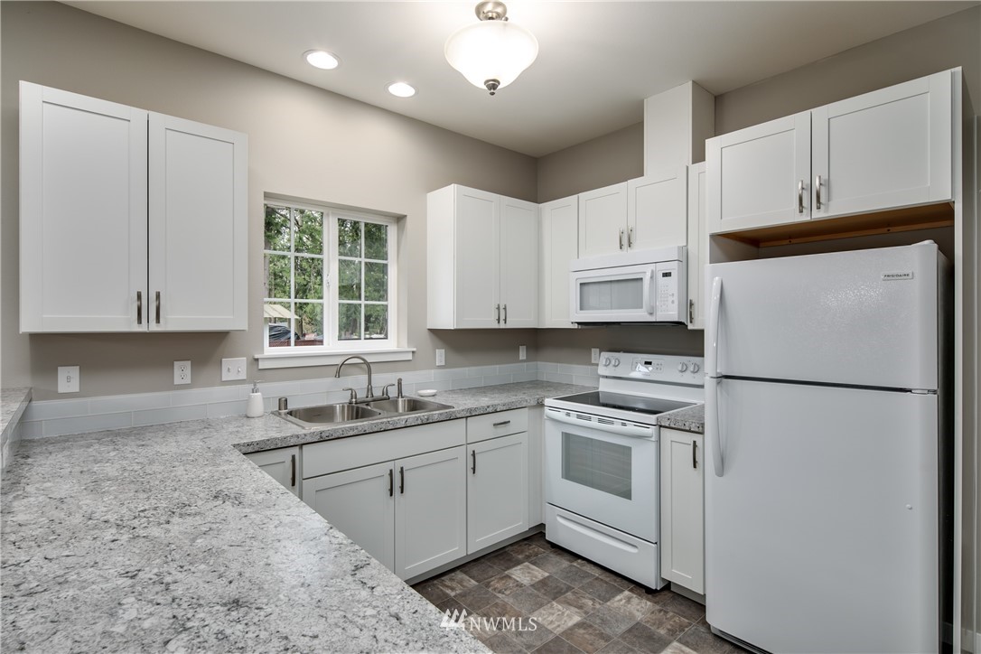 4564 Decatur Drive Ferndale, WA 98248 - Photo 4 of 19