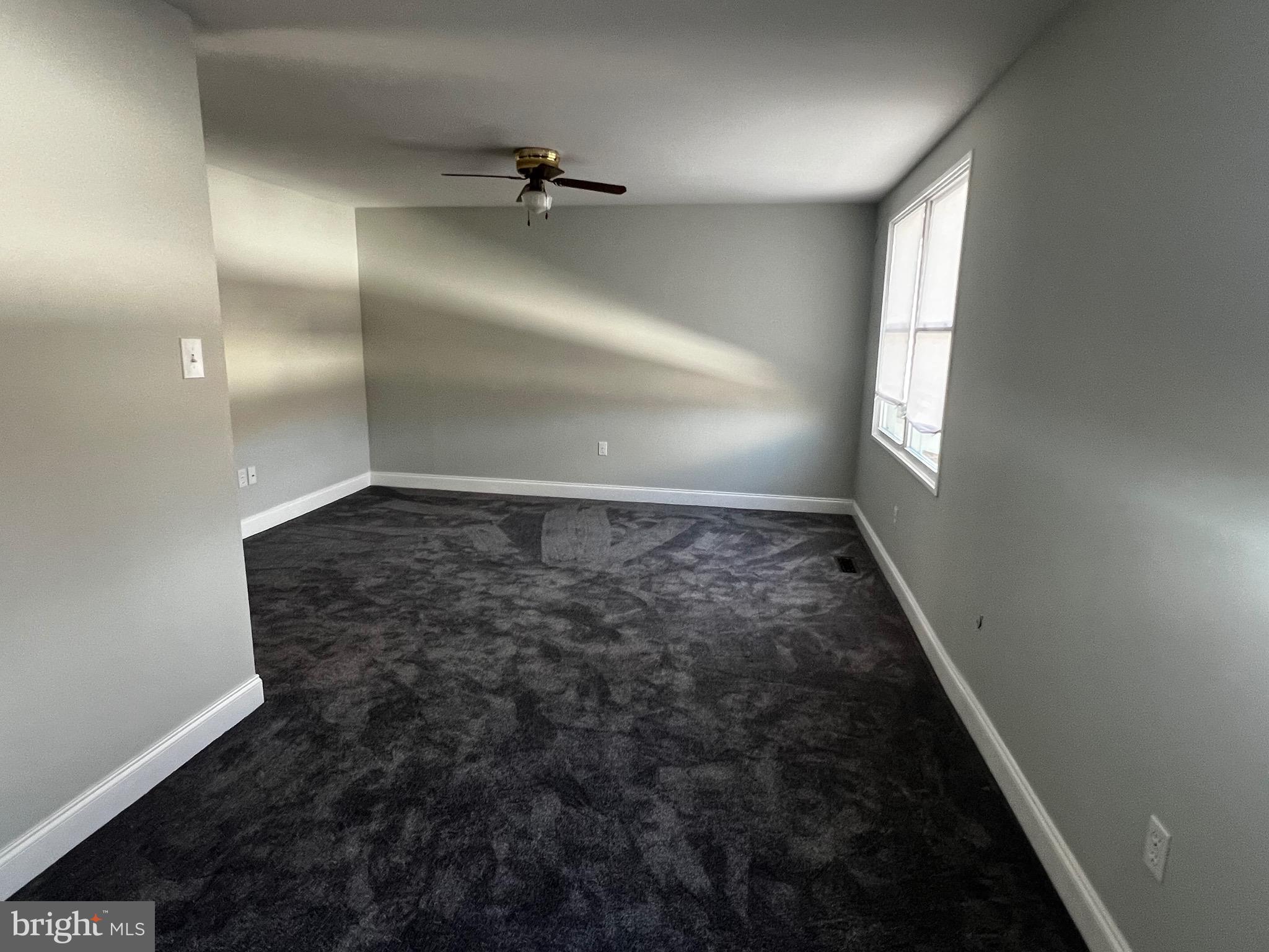 1756 Hybrid Place Clementon, NJ 08021 - Photo 13 of 13 en empty room with window