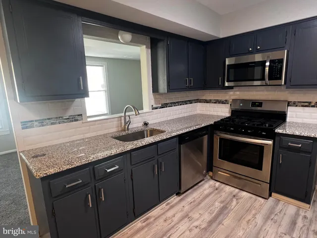 $2,550 | Hybrid Place, Clementon, NJ 08021