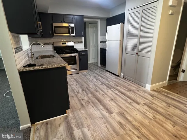 $2,550 | Hybrid Place, Clementon, NJ 08021