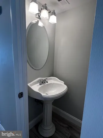 $2,550 | Hybrid Place, Clementon, NJ 08021