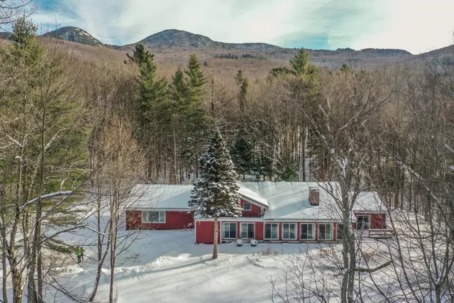 $1,560,000 | 88 Upper Hollow Hill Road, Stowe, VT 05672