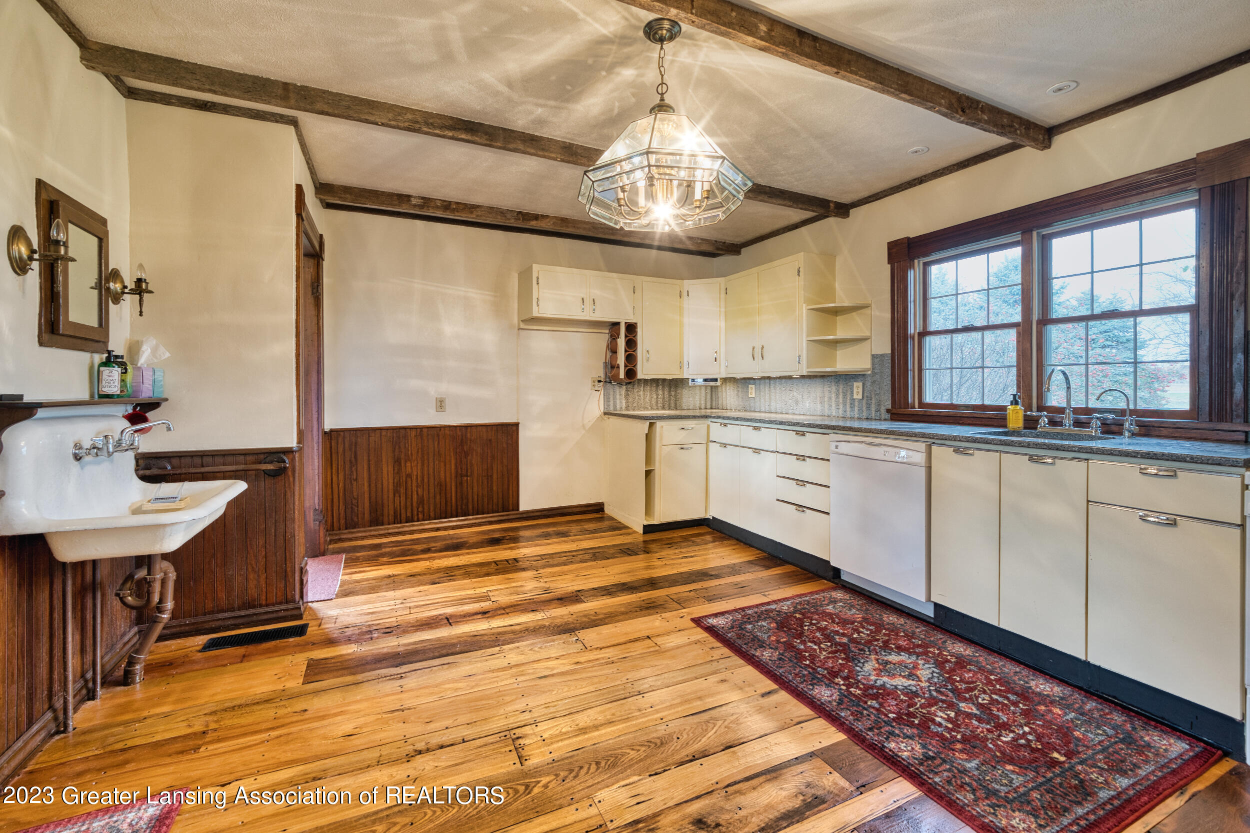 8112 South Warner Road Middleton, MI 48856 - Photo 12 of 50 Kitchen