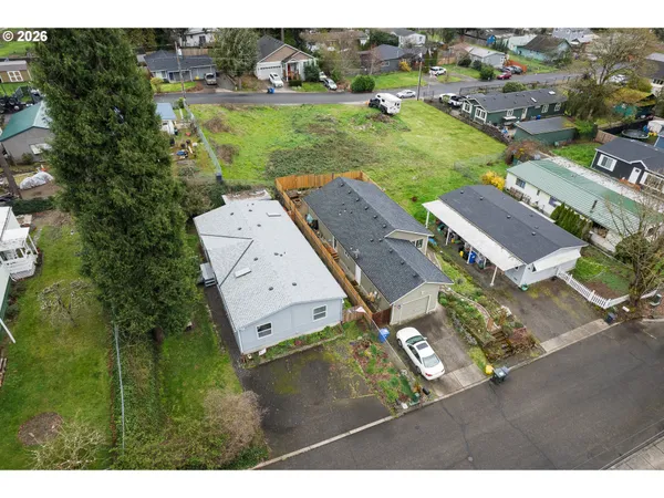 $390,000 | 422 Southwest Juniper Road, Estacada, OR 97023