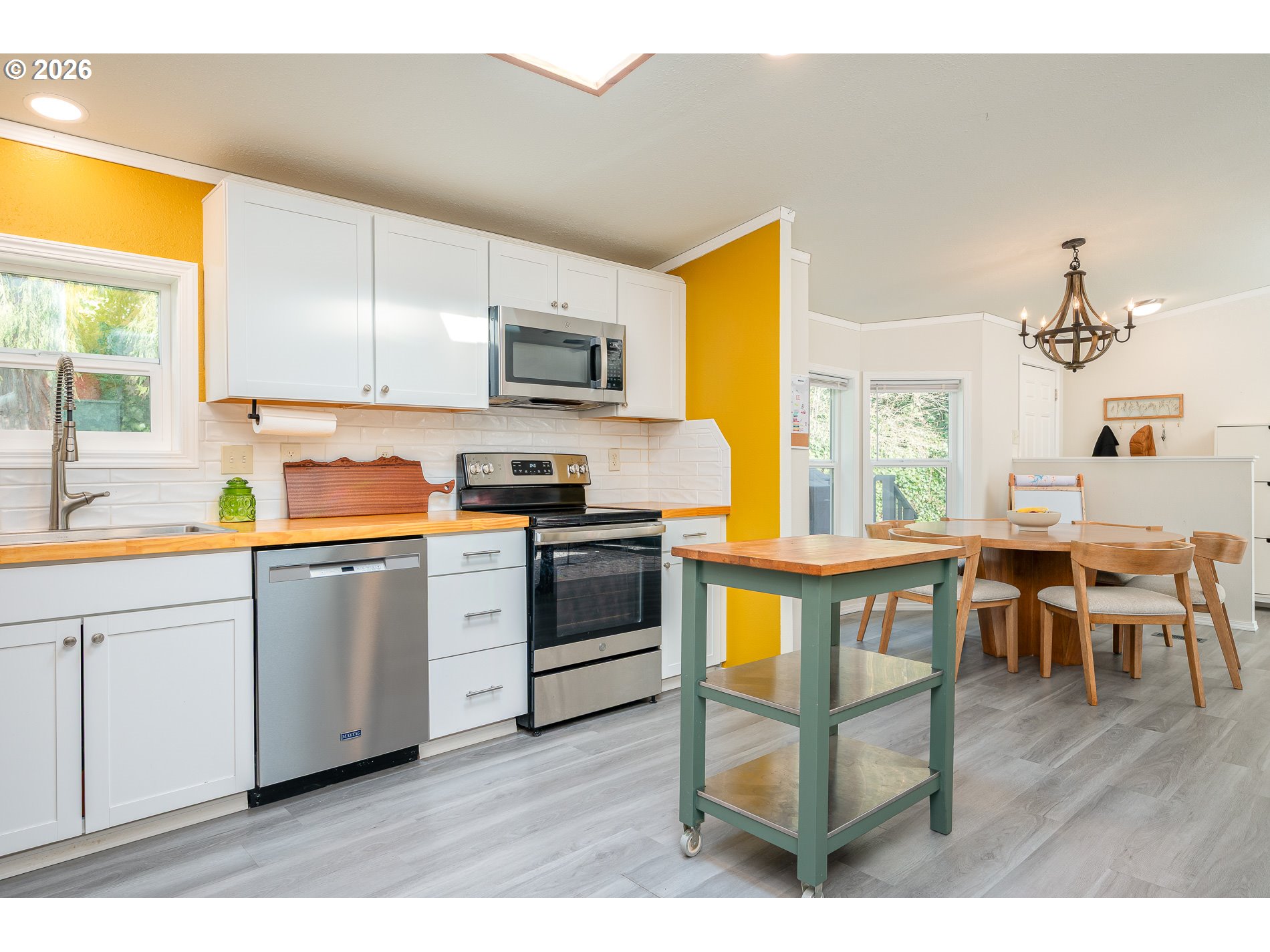 422 Southwest Juniper Road Estacada, OR 97023 - Photo 9 of 38 Gallery Image 9