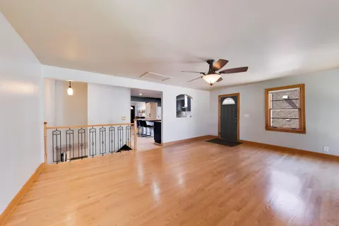 $524,999 | 479 North Elm Avenue, Elmhurst, IL 60126