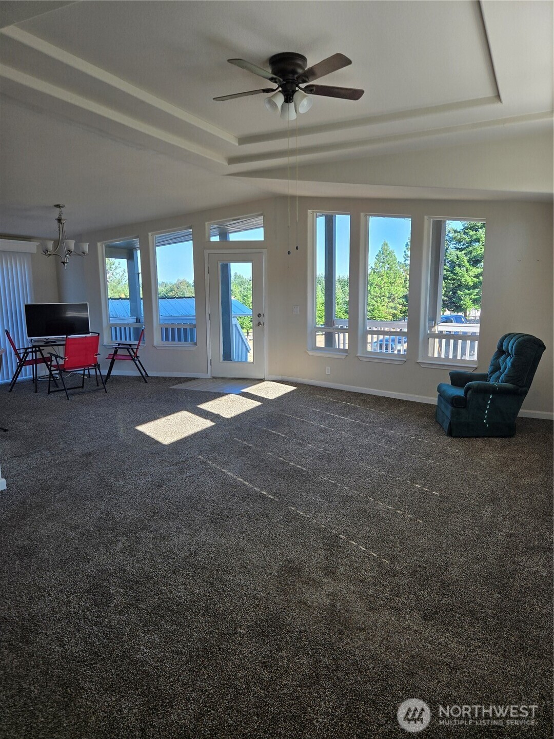 284 West Hale Road Winlock, WA 98596 - Photo 7 of 23 a living room with furniture and a large window