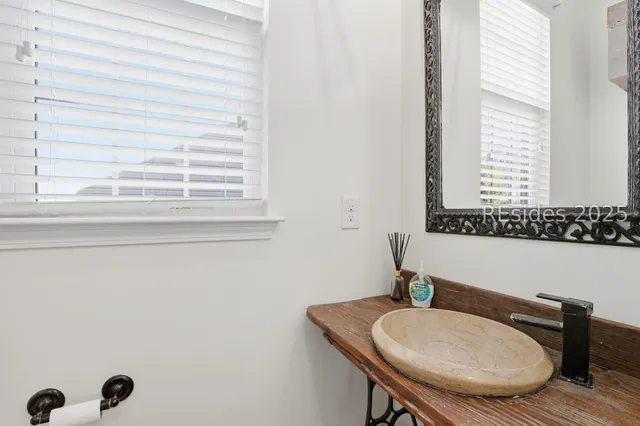 $489,000 | 60 Honey Locust Avenue, Bluffton, SC 29910