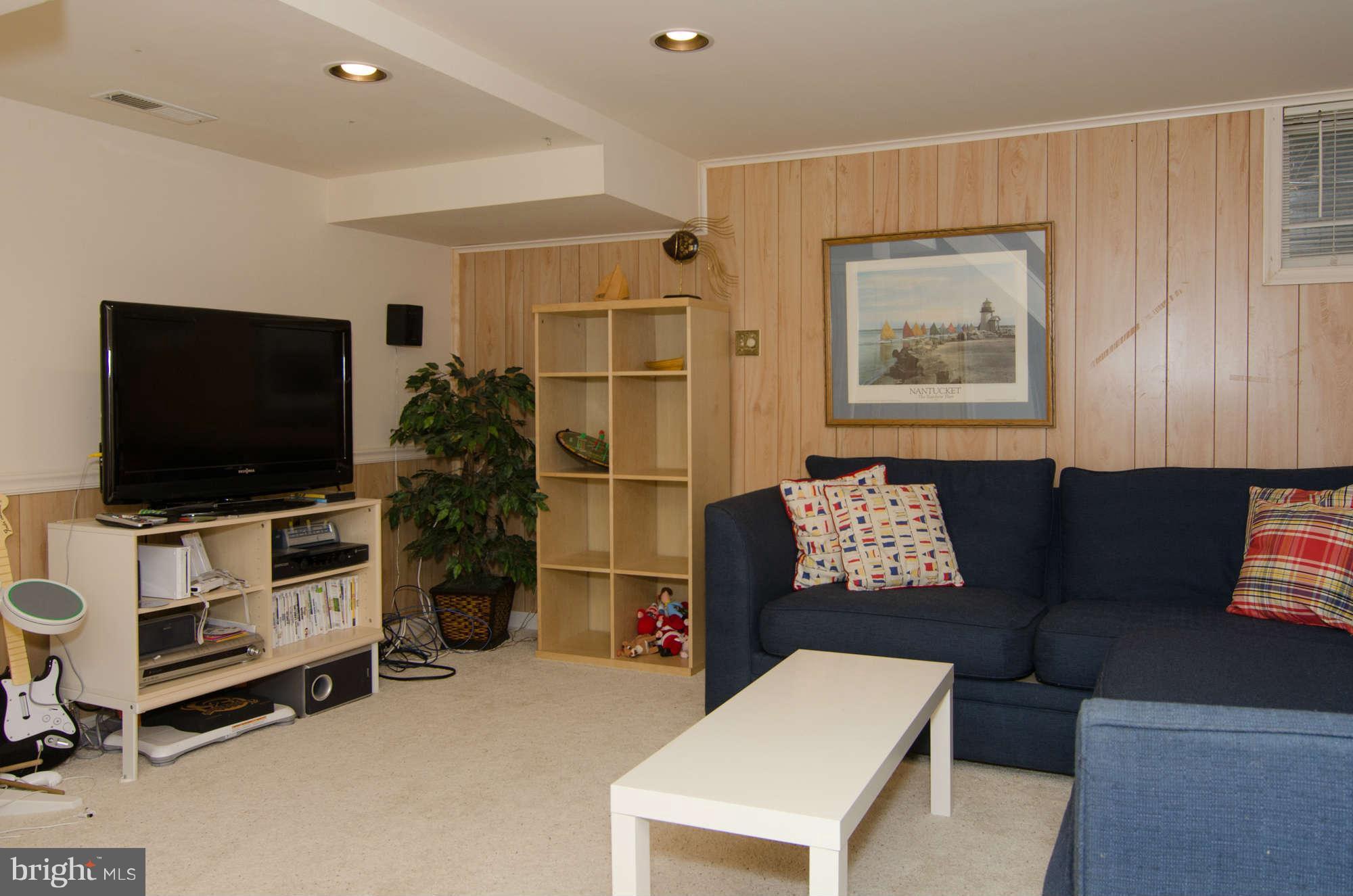 308 Riding Ridge Road Annapolis, MD 21403 - Photo 17 of 24 Interior (General)
