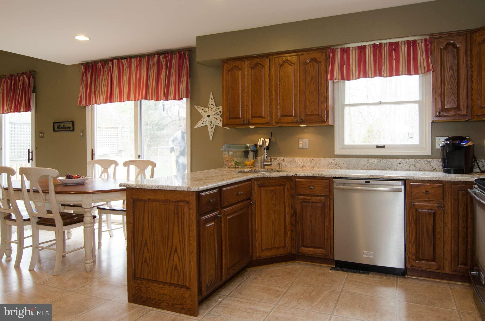 308 Riding Ridge Road Annapolis, MD 21403 - Photo 10 of 24 Kitchen