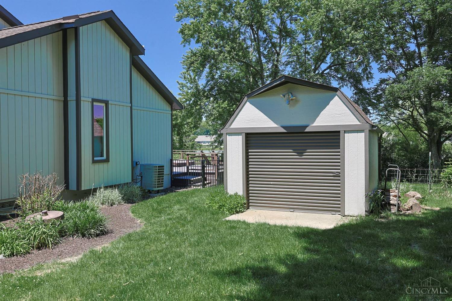 2928 Struble Road Cincinnati, OH 45251 - Photo 54 of 68