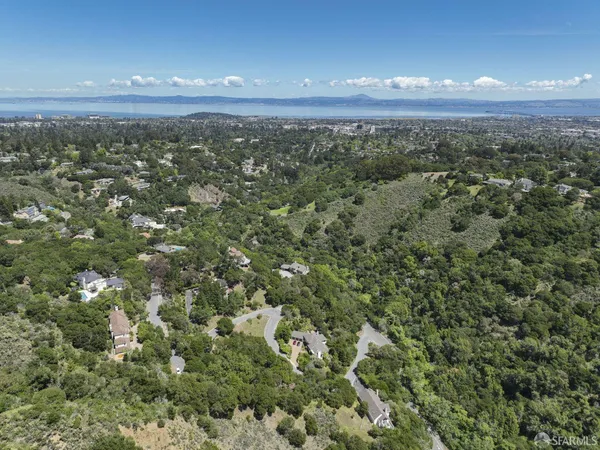 $2,199,000 | 0 Woodridge Road, Hillsborough, CA 94010