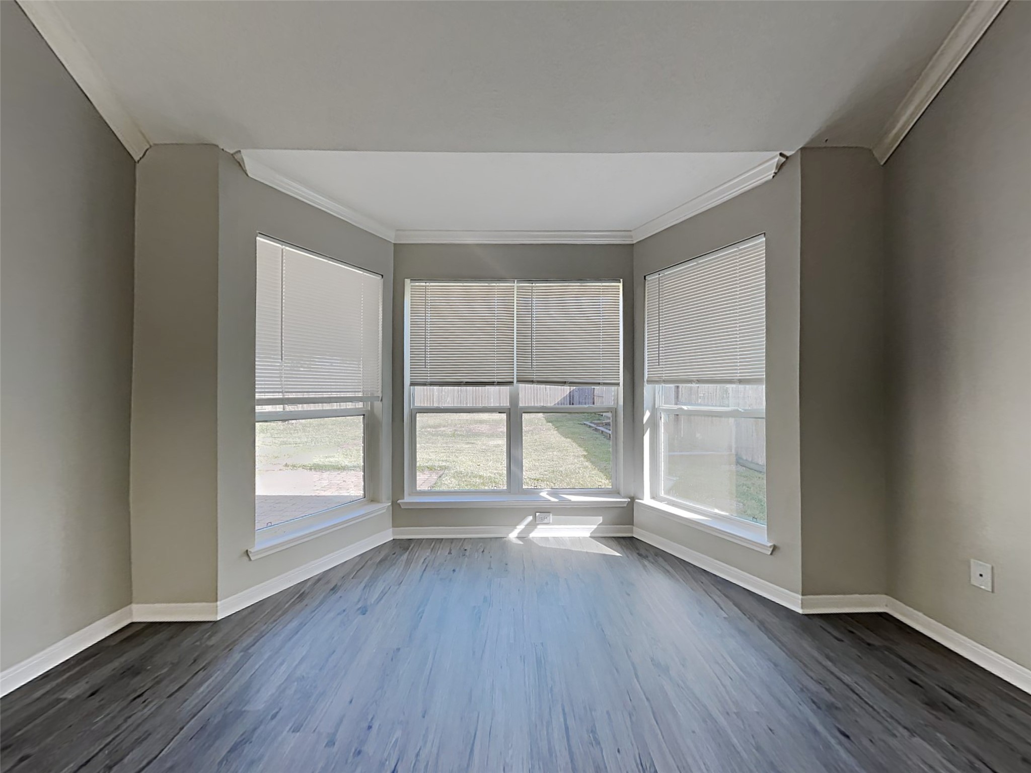 16102 Cutten Road Houston, TX 77070 - Photo 11 of 25 Gallery Image 11