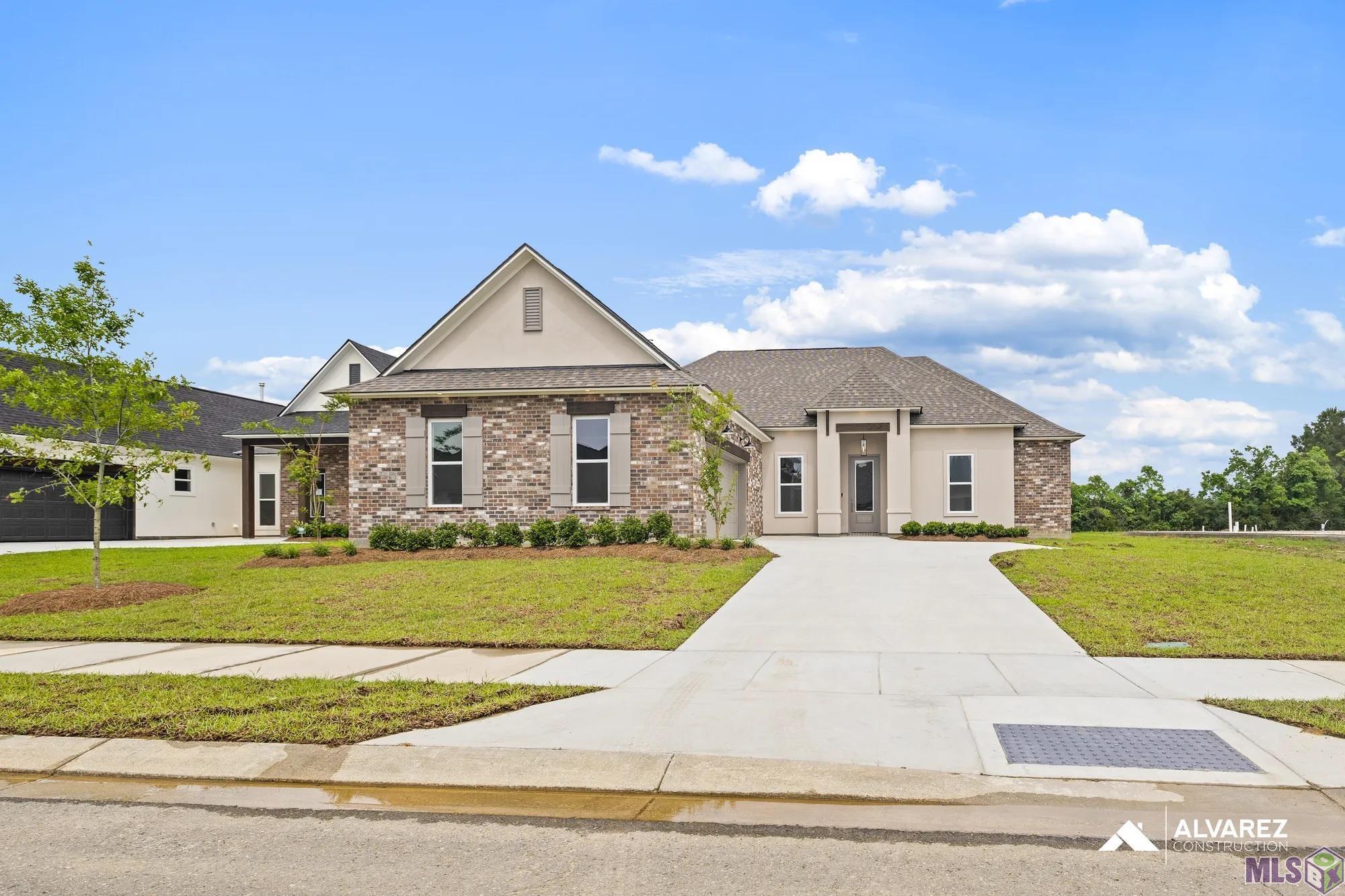 9939 Oak Colony Boulevard Baton Rouge, LA 70817 - Photo 1 of 29