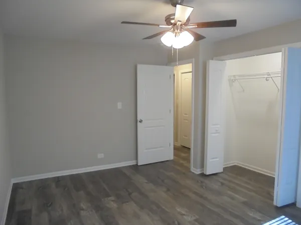 $1,895 | 1808 West Ridgeland Avenue, Waukegan, IL 60085