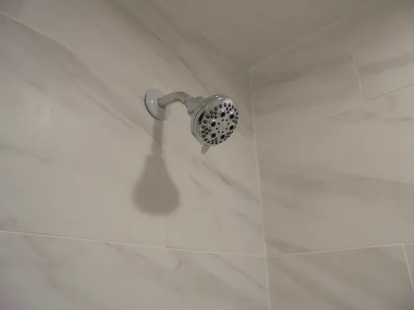 $1,895 | 1808 West Ridgeland Avenue, Waukegan, IL 60085