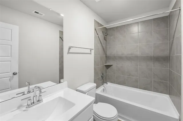 $279,900 | 7711 Skiron Lane, Baytown, TX 77523