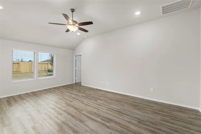 $279,900 | 7711 Skiron Lane, Baytown, TX 77523