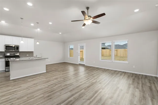 $279,900 | 7711 Skiron Lane, Baytown, TX 77523