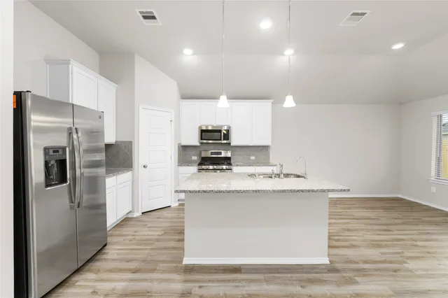 $279,900 | 7711 Skiron Lane, Baytown, TX 77523