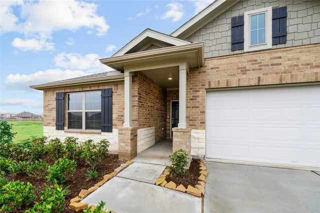 $279,900 | 7711 Skiron Lane, Baytown, TX 77523