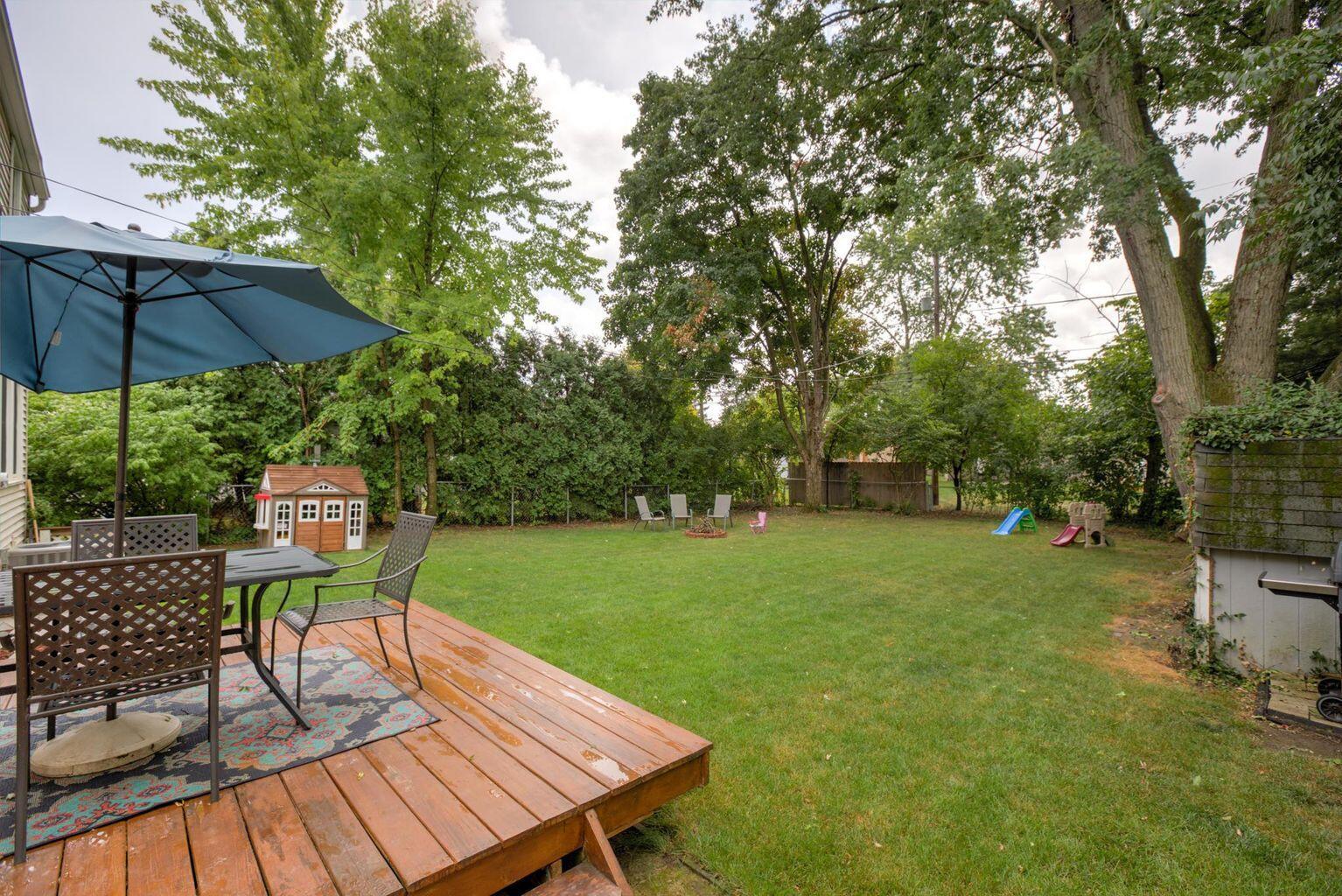 2225 Swansea Road Columbus, OH 43221 - Photo 41 of 62 Warm Weather Backyard Exterior