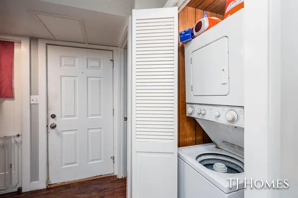 $449,900 | 2561-2563 Burton Street Southeast, Grand Rapids, MI 49546