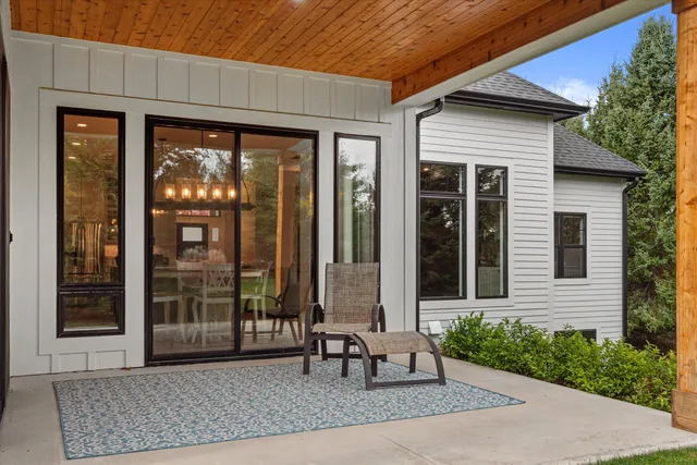 $1,550,000 | 131 Legend Way, Wales, WI 53183