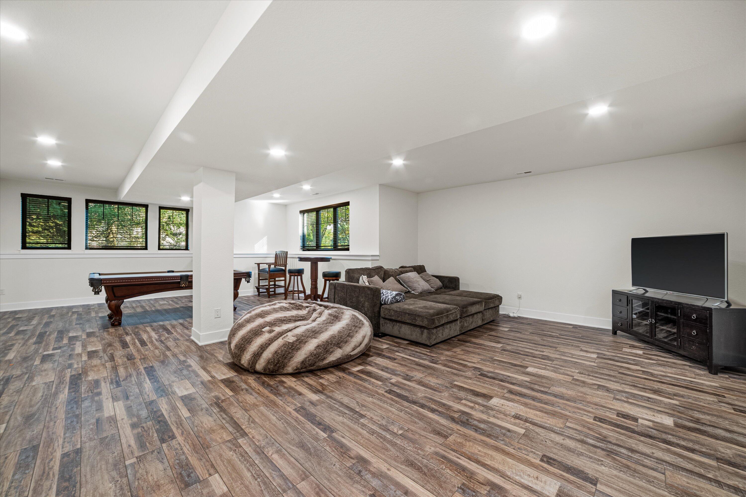 131 Legend Way Wales, WI 53183 - Photo 24 of 68 Large extra LL space