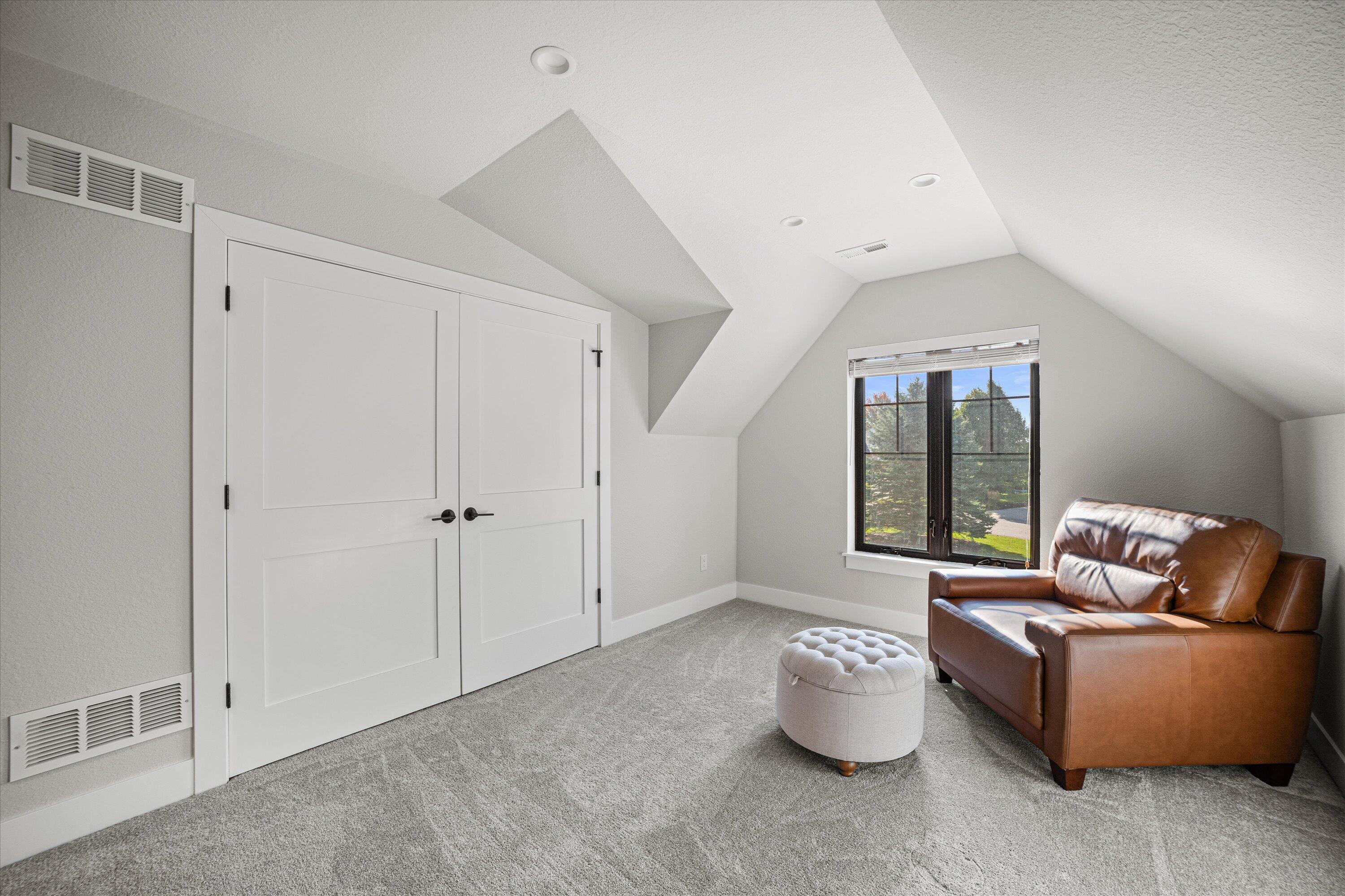 131 Legend Way Wales, WI 53183 - Photo 40 of 68 Upper bedroom