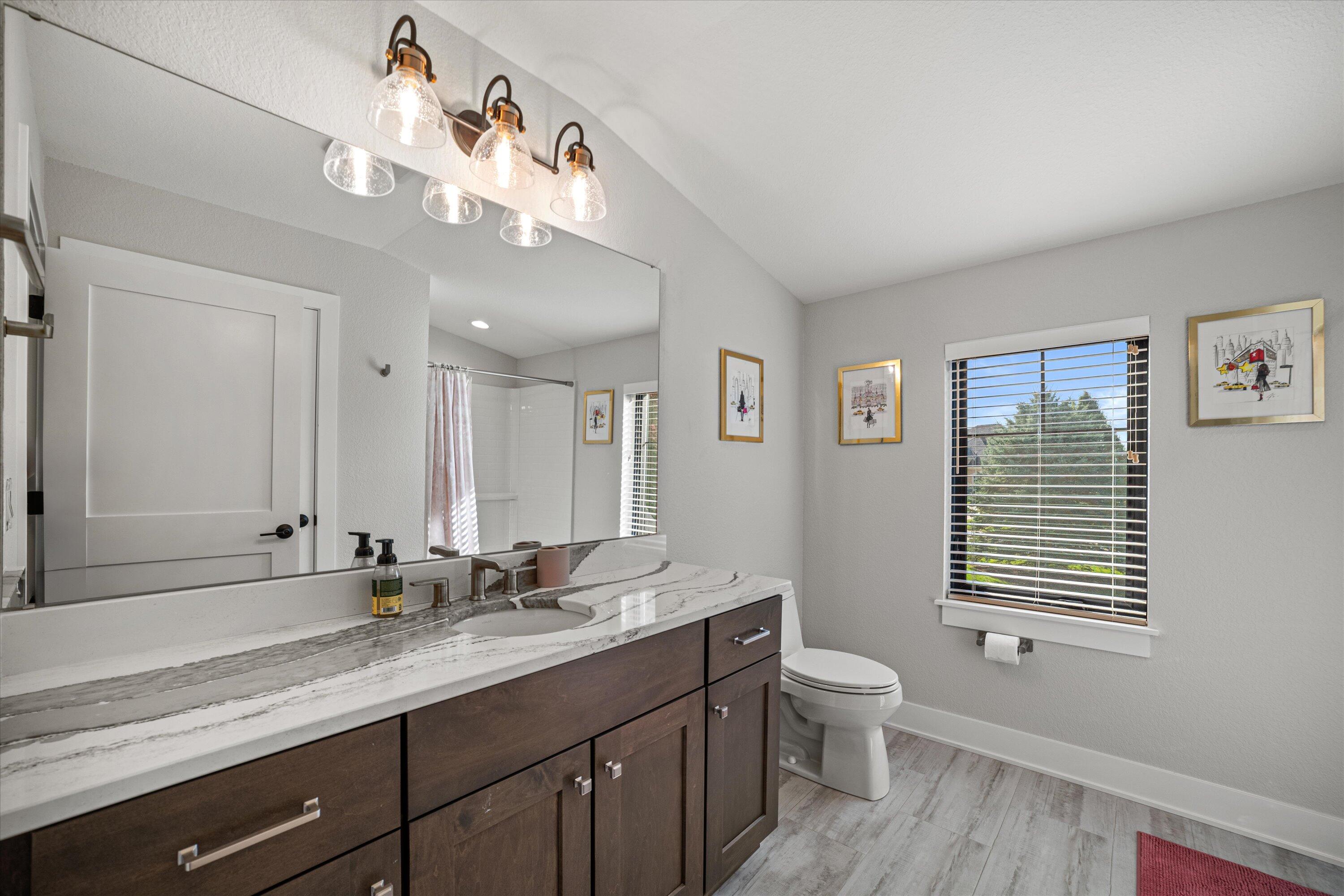 131 Legend Way Wales, WI 53183 - Photo 51 of 68 Full bath