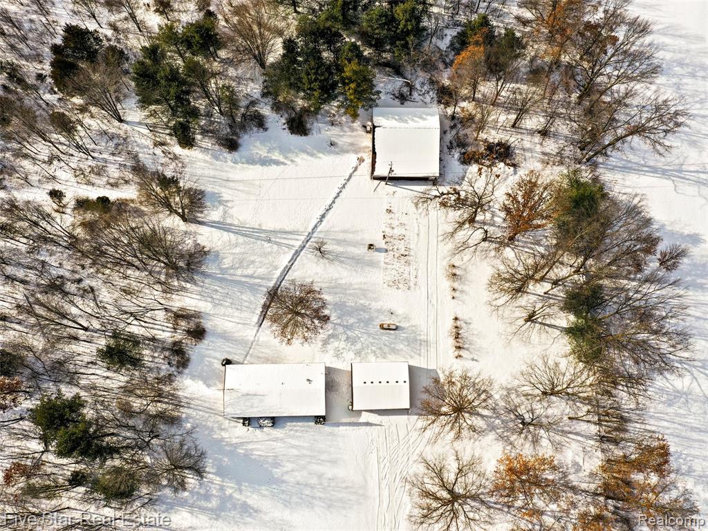 2185 Armond Road Howell, MI 48855 - Photo 1 of 3