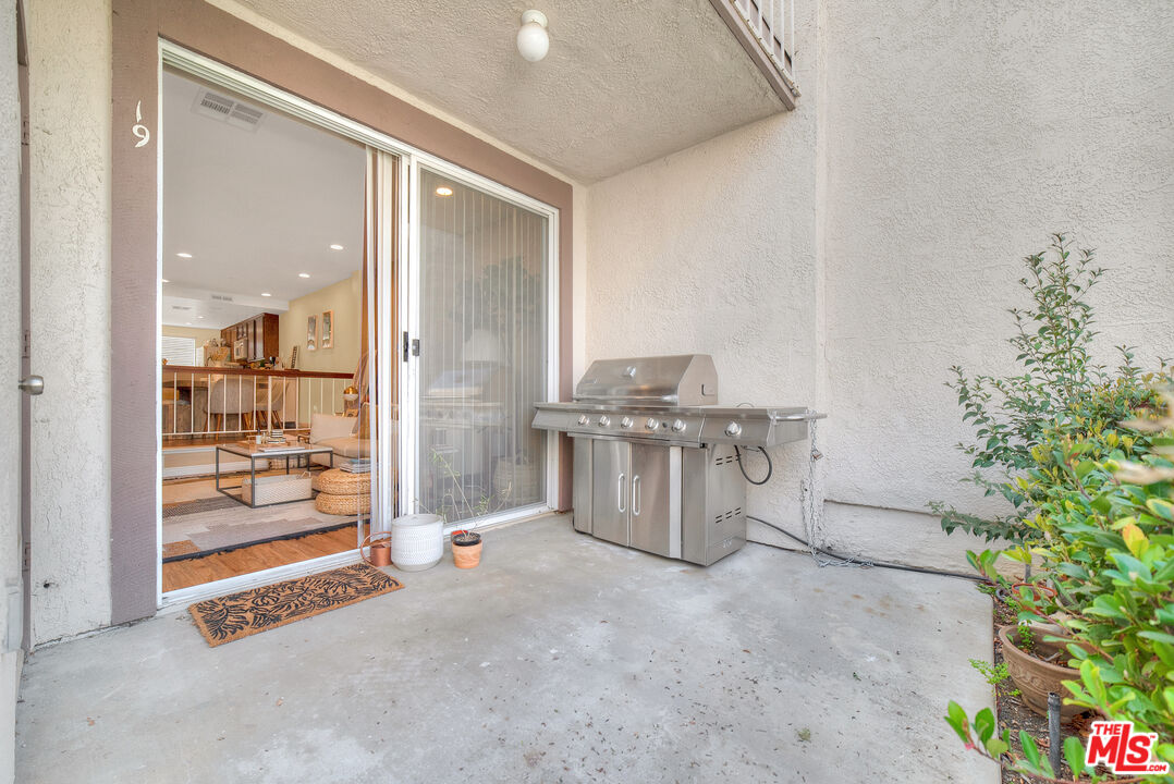 5624 Las Virgenes Road, Unit 19 Calabasas, CA 91302 - Photo 10 of 25