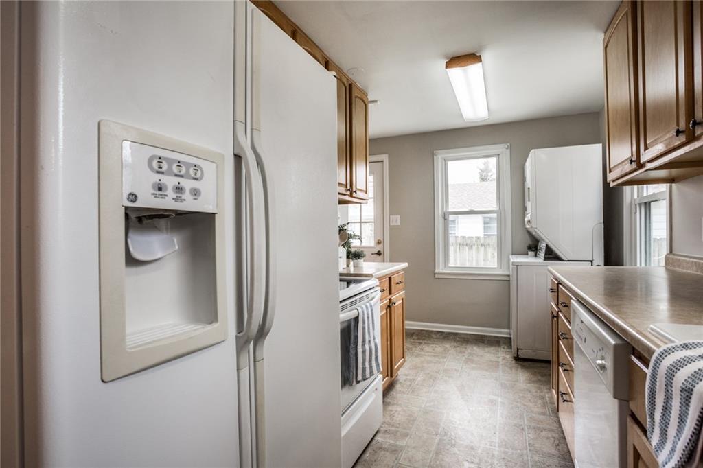 1212 Nicholas Road Indianapolis, IN 46220 - Photo 11 of 29 Gallery Image 11