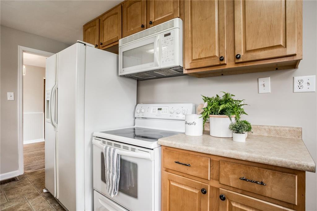 1212 Nicholas Road Indianapolis, IN 46220 - Photo 13 of 29 Gallery Image 13
