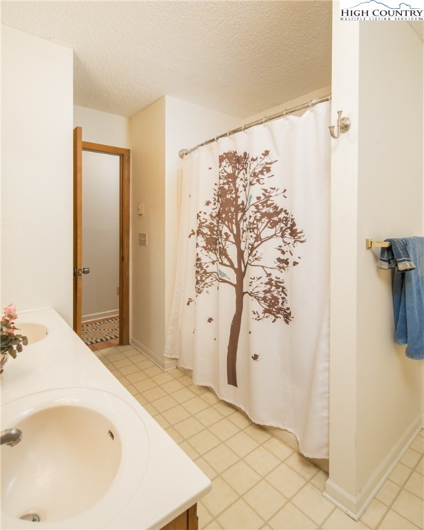 127 Foxwood Estate Boone, NC 28607 - Photo 12 of 26 Gallery Image 12