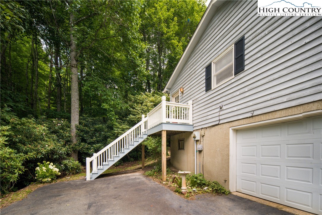127 Foxwood Estate Boone, NC 28607 - Photo 24 of 26 Gallery Image 24
