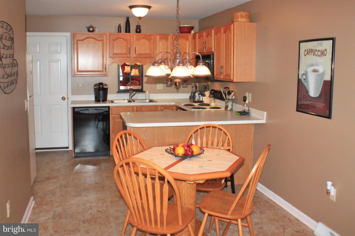 25 Tumbling Run Lititz, PA 17543 - Photo 3 of 26