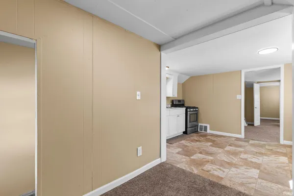 $189,900 | 702-704 North West Boulevard, Elkhart, IN 46514