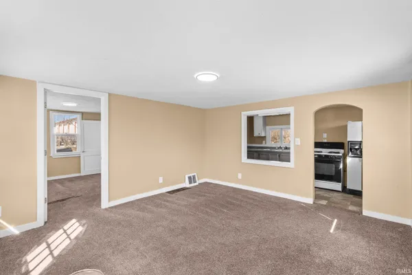 $189,900 | 702-704 North West Boulevard, Elkhart, IN 46514