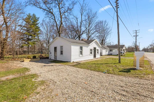 $189,900 | 702-704 North West Boulevard, Elkhart, IN 46514