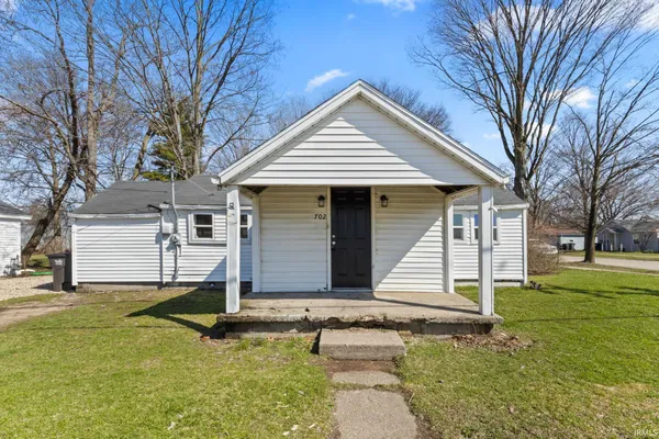 $189,900 | 702-704 North West Boulevard, Elkhart, IN 46514