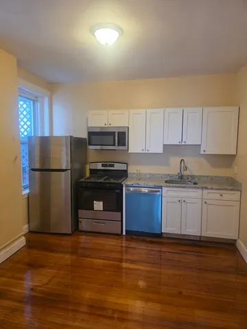 $3,400 | 206 Harold Street, Unit 2, Boston, MA 02121