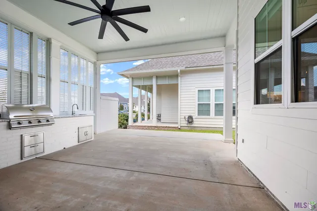 $515,000 | 4943 Pembrooke Avenue, Gonzales, LA 70737
