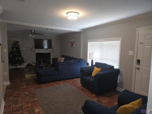 $1,600 | 7317 Meadow Park Avenue, Baton Rouge, LA 70810