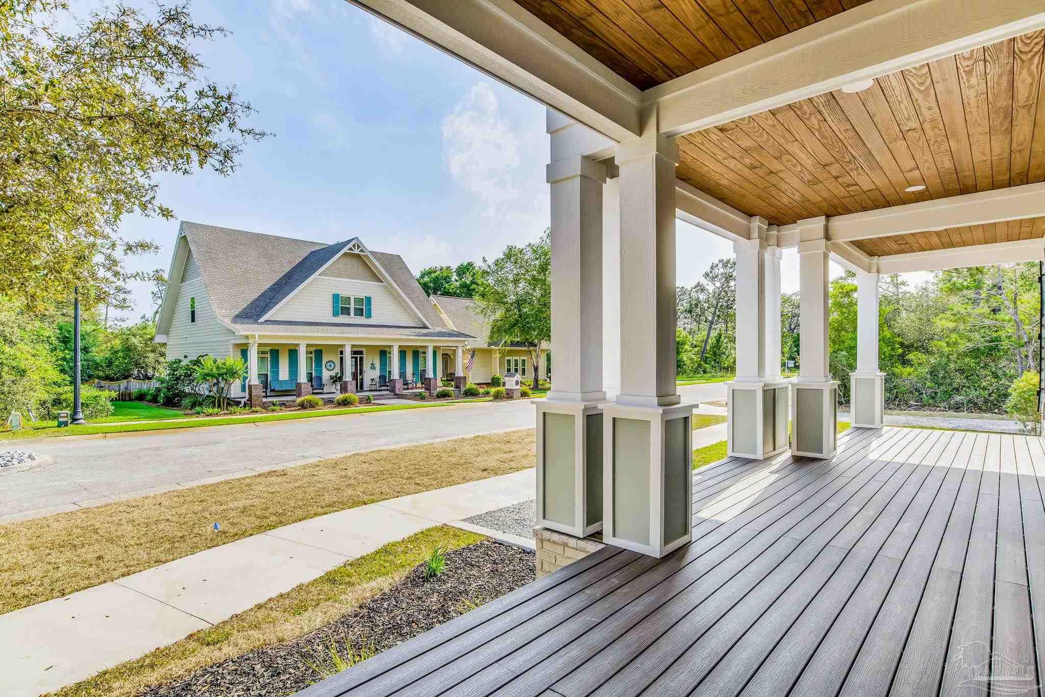 10670 Close Hauled Road Pensacola, FL 32507 - Photo 5 of 41 Gallery Image 5