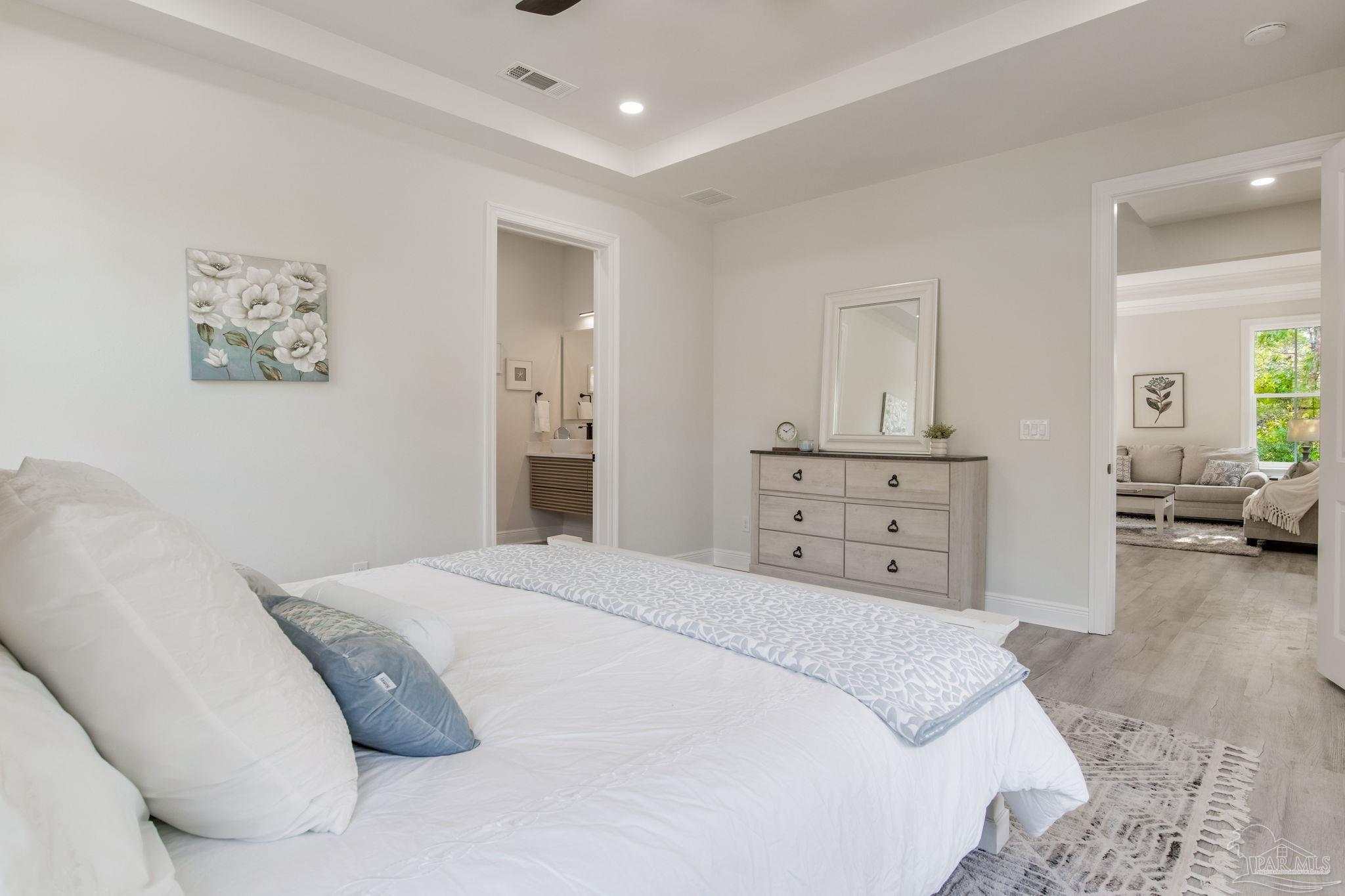 10670 Close Hauled Road Pensacola, FL 32507 - Photo 8 of 41 Gallery Image 8